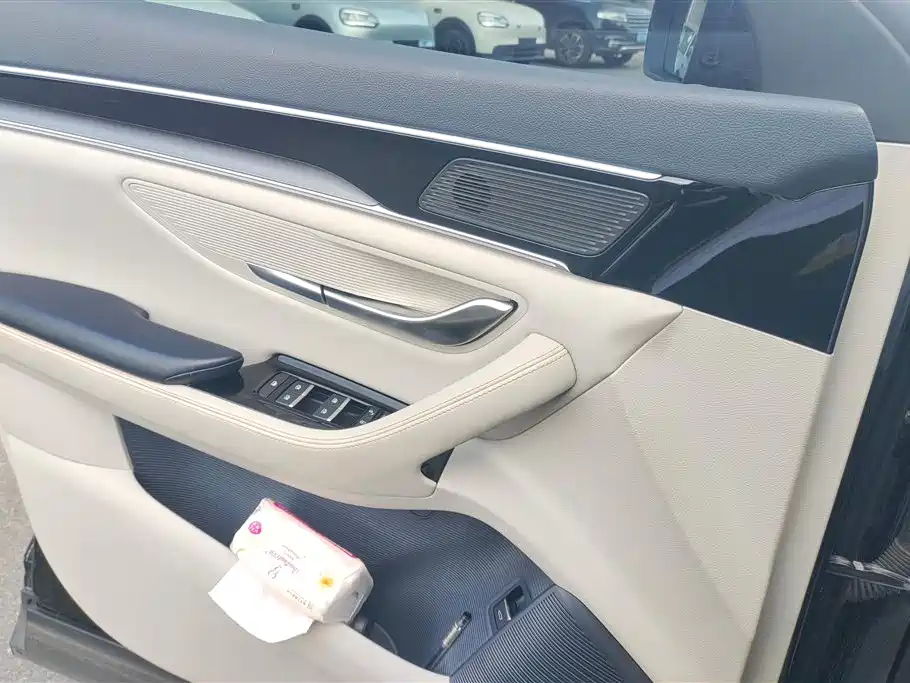 Song PLUS NEV DM-i 110 KM Flagship PLUS