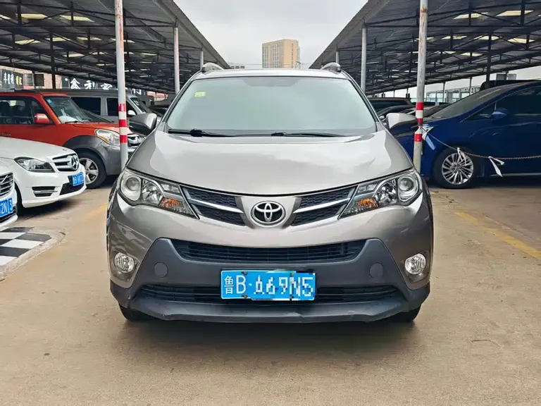 Toyota RAV4 2.0 L CVT 2 WD Style