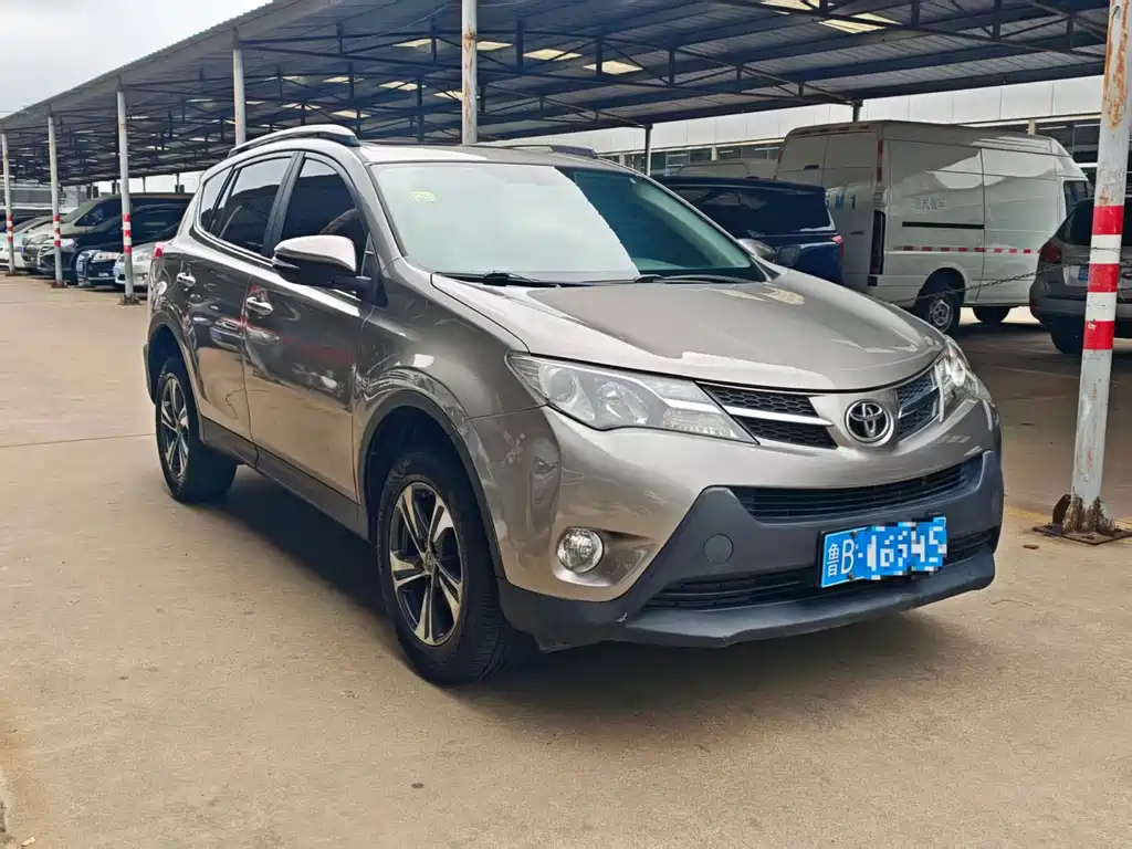 RAV4 2.0 L CVT 2 WD Style