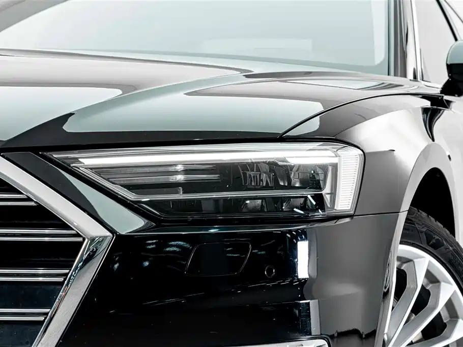 Audi A8 A8 L 50 TFSI quattro Comfort