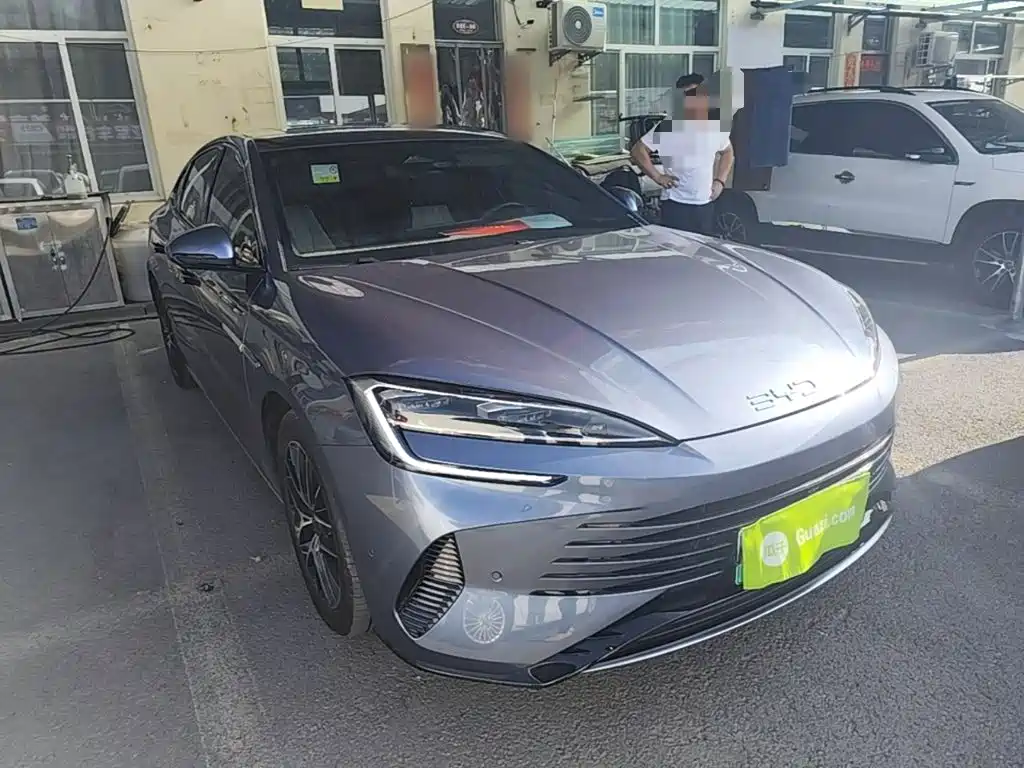 Seal DM-i 1.5 T 121 km Flagship