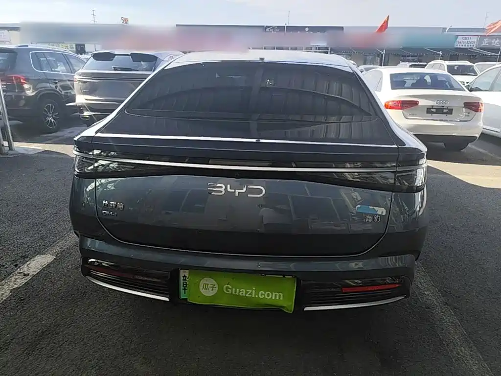 Seal DM-i 1.5 T 121 km Flagship
