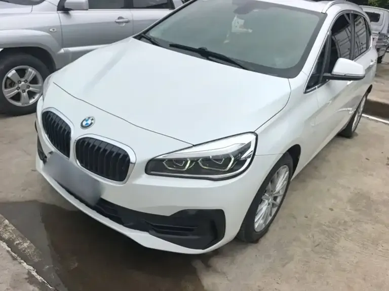 BMW 2 Series Active Tourer 218 i Leading