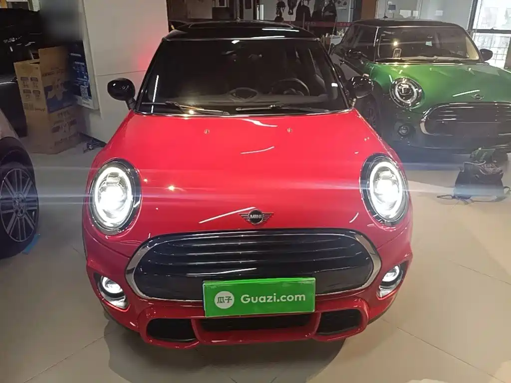 MINI 1.5 T COOPER Racer