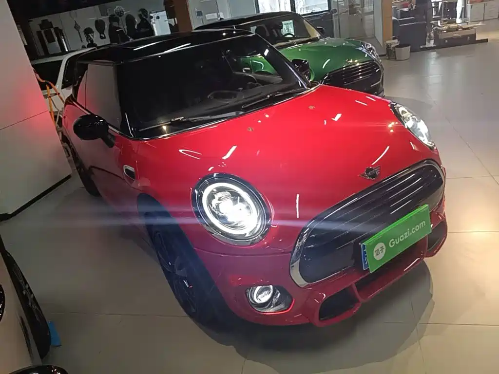 MINI 1.5 T COOPER Racer
