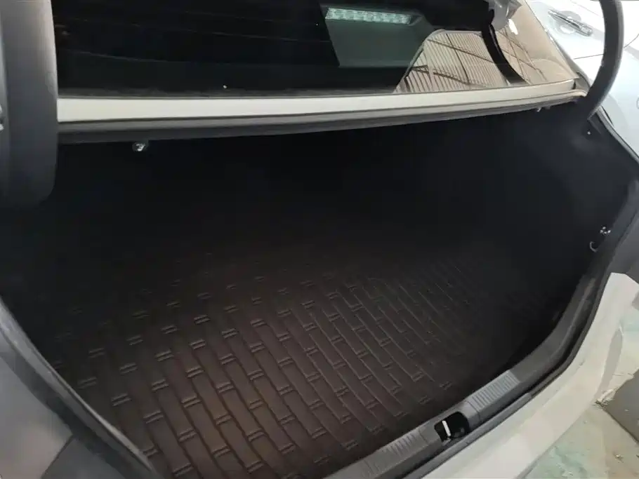 Camry 2.5 G Luxury