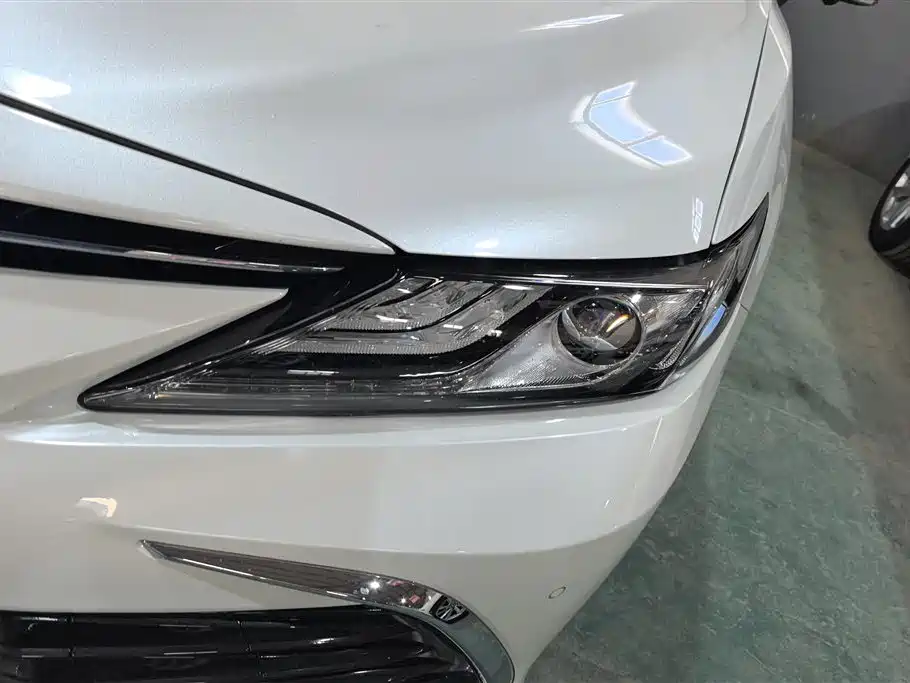 Camry 2.5 G Luxury