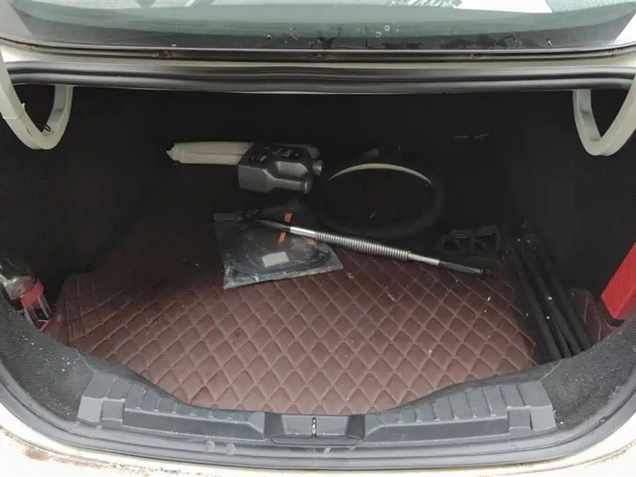 Escort 1.5 L Auto Comfort