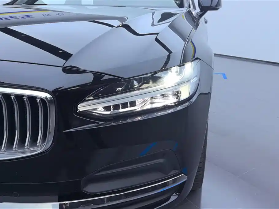 Volvo S90 B5 Smart Vision Luxury