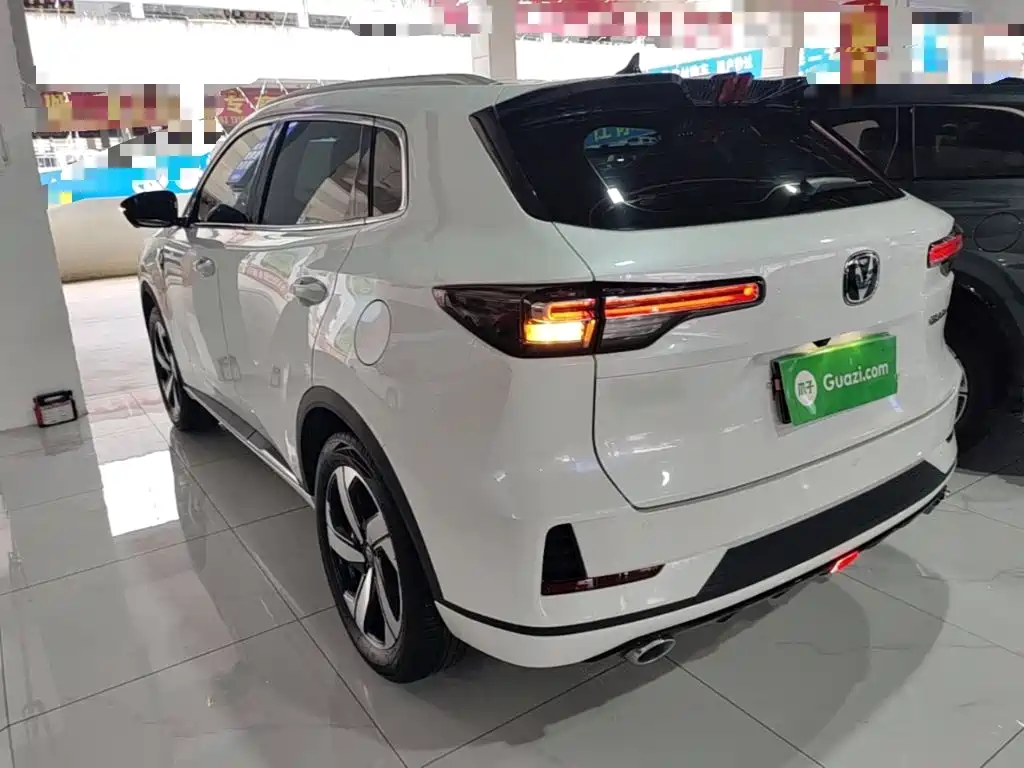 Changan CS55 PLUS 3 rd Gen 1.5 T DCT Outstanding