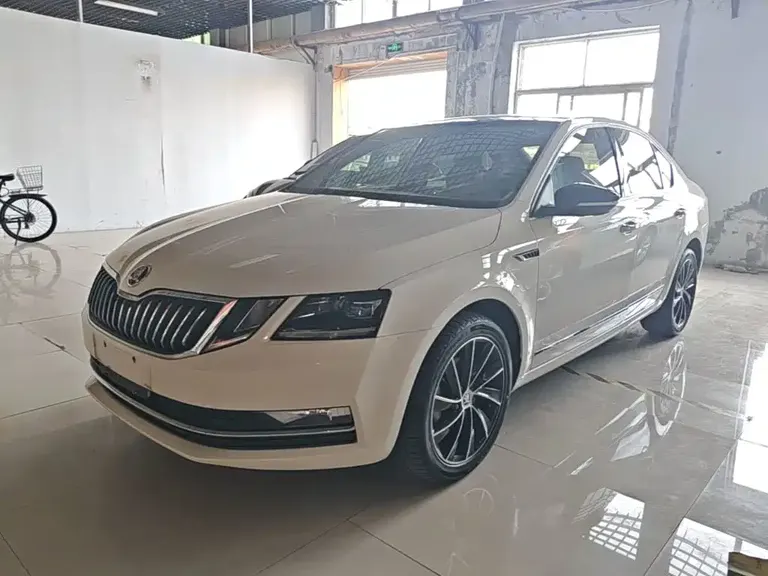 Skoda Octavia TSI280 DSG Luxury