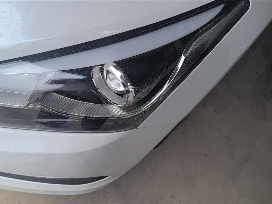Mistra 1.8 L Auto Intelligent GLS