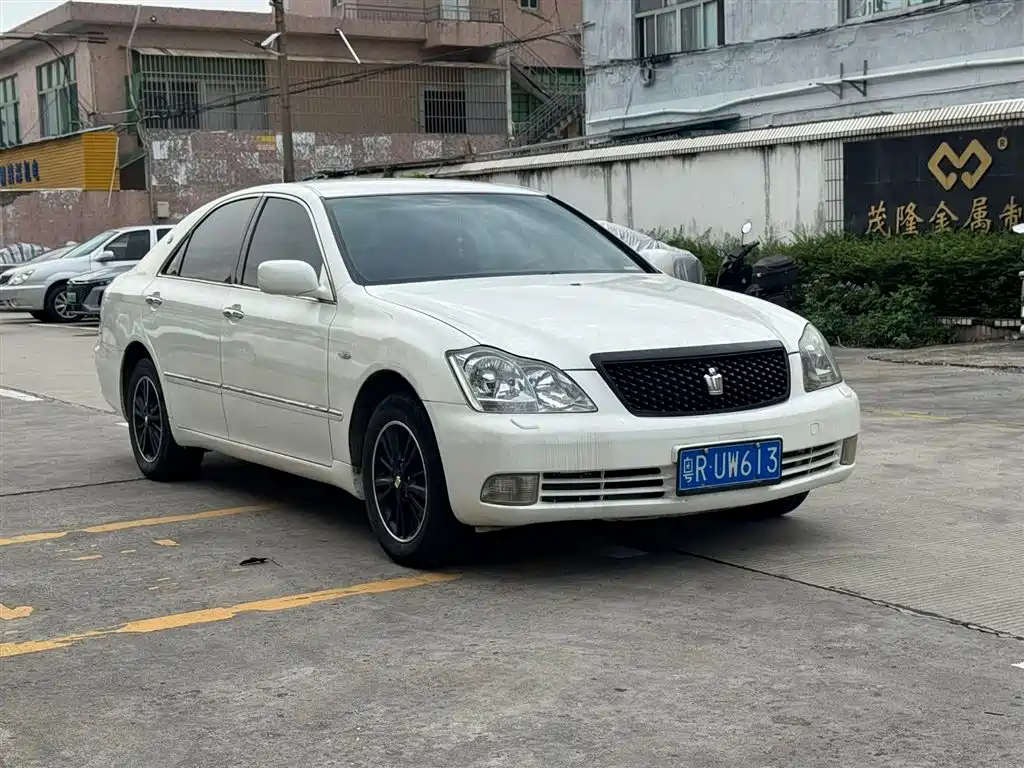 Crown 皇冠 2005款 3.0 L Royal E