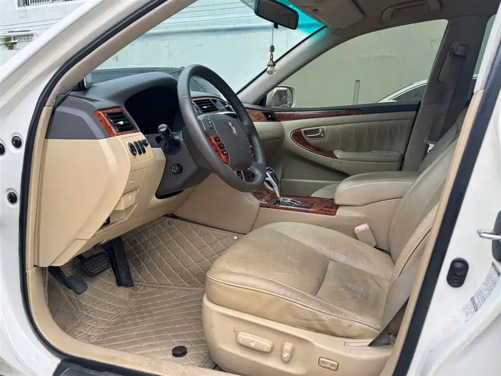 Crown 皇冠 2005款 3.0 L Royal E