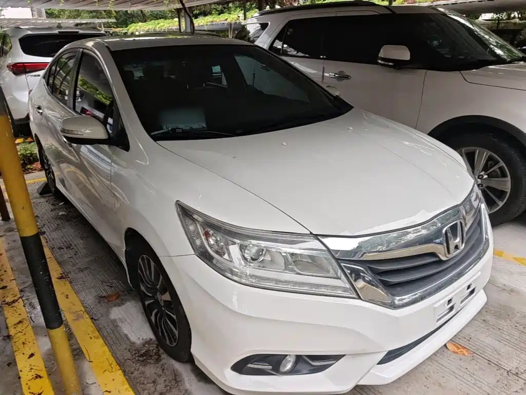 Crider 1.8 L Auto Luxury