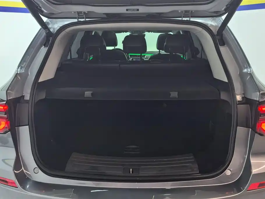 Roewe RX5 NEV ePLUS China Style Honor Qilin Luxury