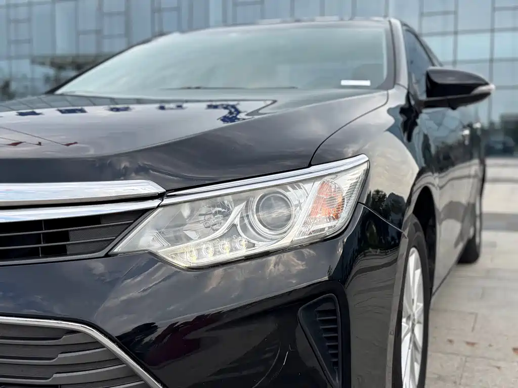 Camry 2.0 G Leading