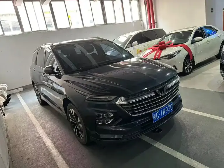 Wuling Victory 1.5 T CVT Flagship