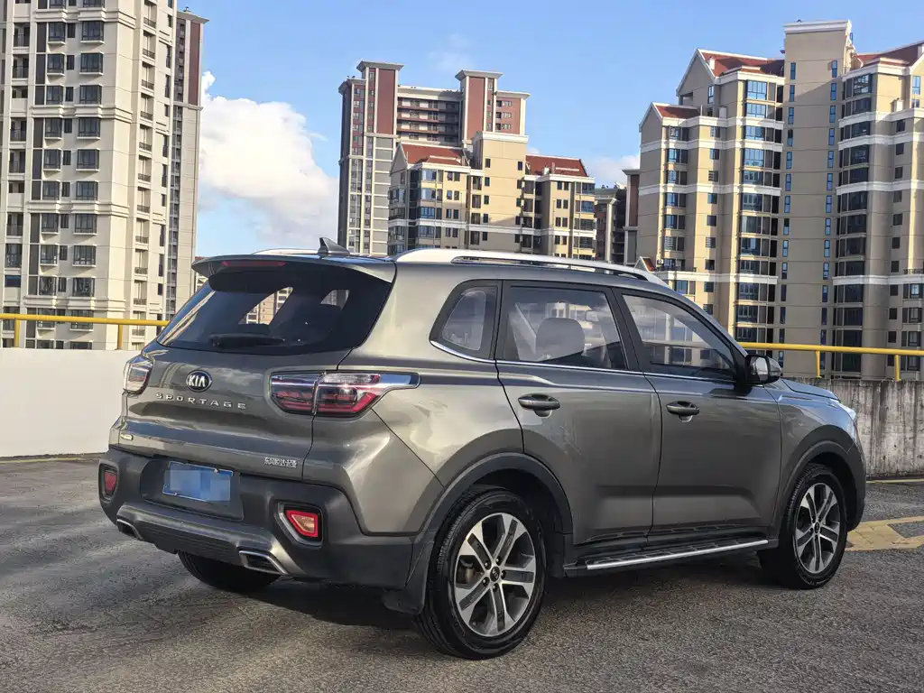 Sportage 2.0 L Auto Smart Enjoyment Luxury CN-V