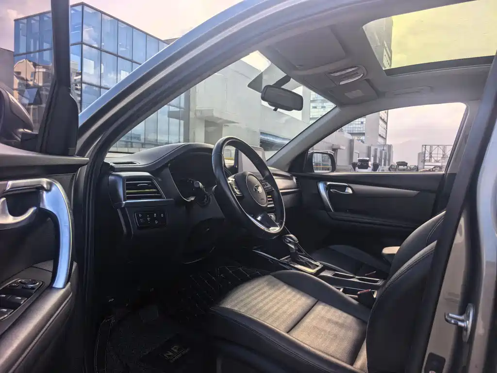 Sportage 2.0 L Auto Smart Enjoyment Luxury CN-V