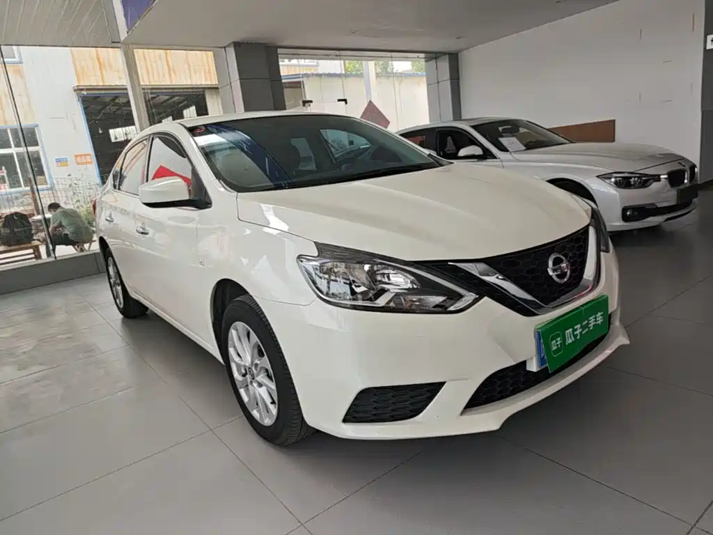 Sylphy Classic 1.6 XE CVT Comfort