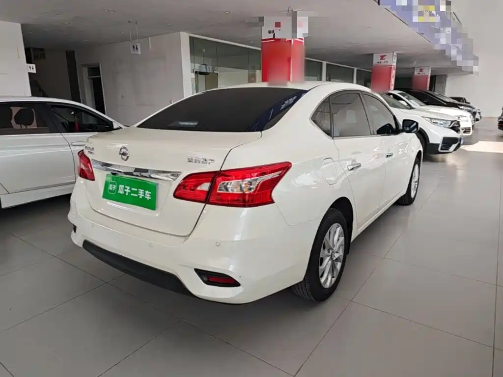 Sylphy Classic 1.6 XE CVT Comfort
