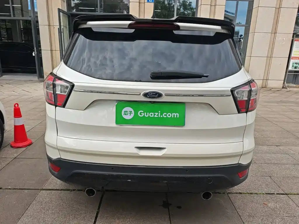 Kuga EcoBoost 245 4 WD Grand Wing