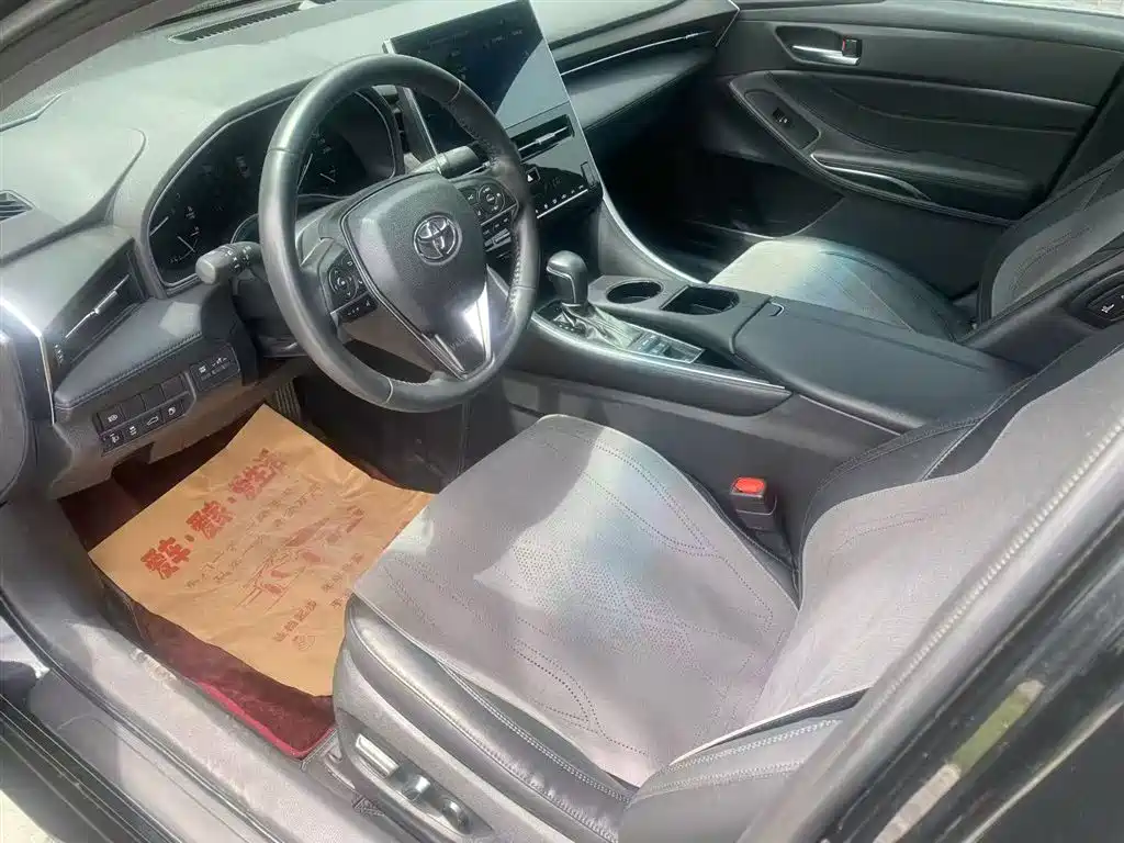 Avalon 2.5 L Luxury