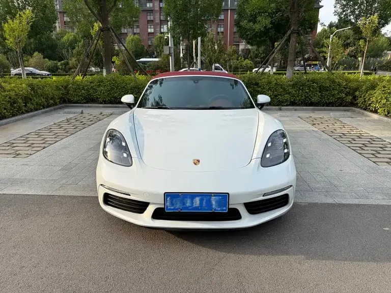 Porsche 718 Boxster 2.0 T