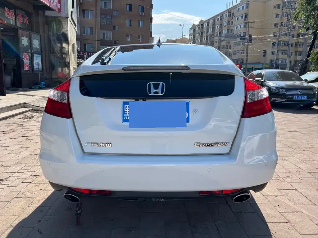Crosstour 2.4 L Luxury