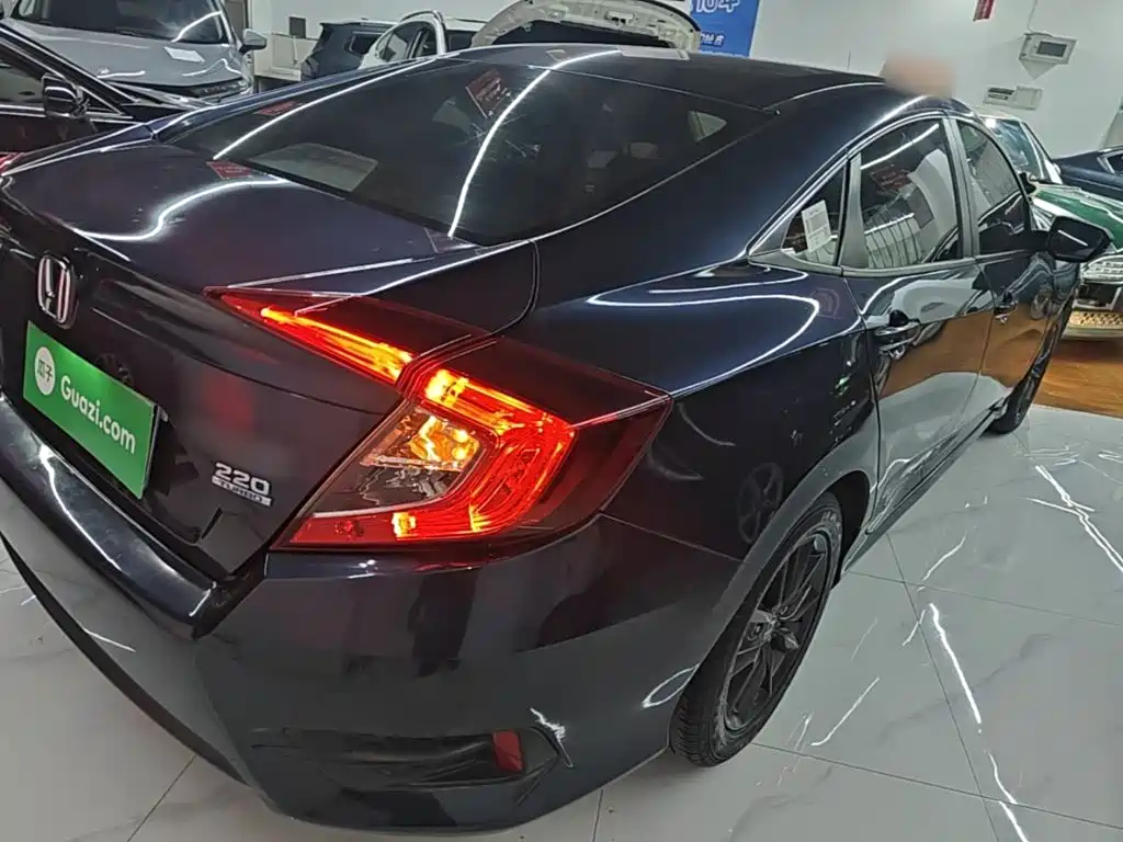Civic 220 TURBO CVT Power Motion CN-VI
