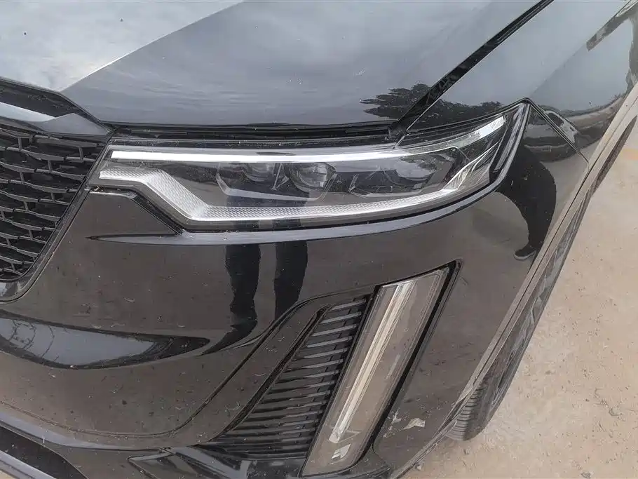 Cadillac XT6 2.0 T 7-seat 2 WD Luxury
