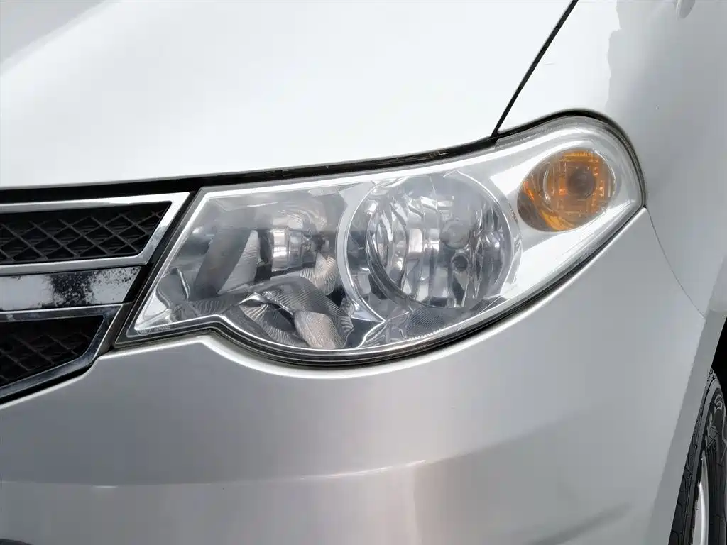Wuling Hongguang 五菱宏光 2013款 1.2 L S舒适型国IV