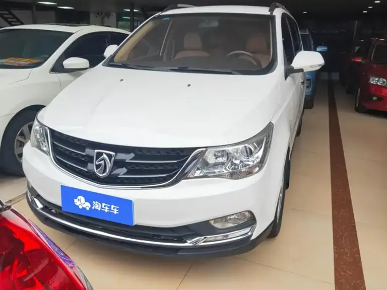 Baojun 730 1.5 T Manual Comfort 7-seat