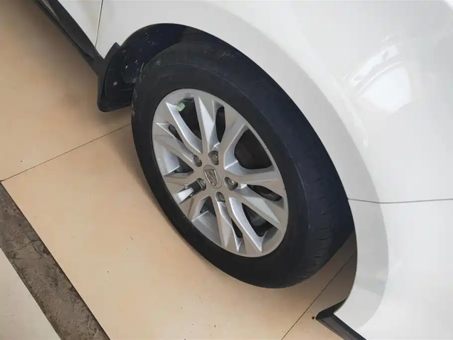 Baojun 730 1.5 T Manual Comfort 7-seat