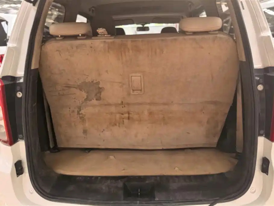 Wuling Hongguang S3 1.5 L Manual Comfort CN-V