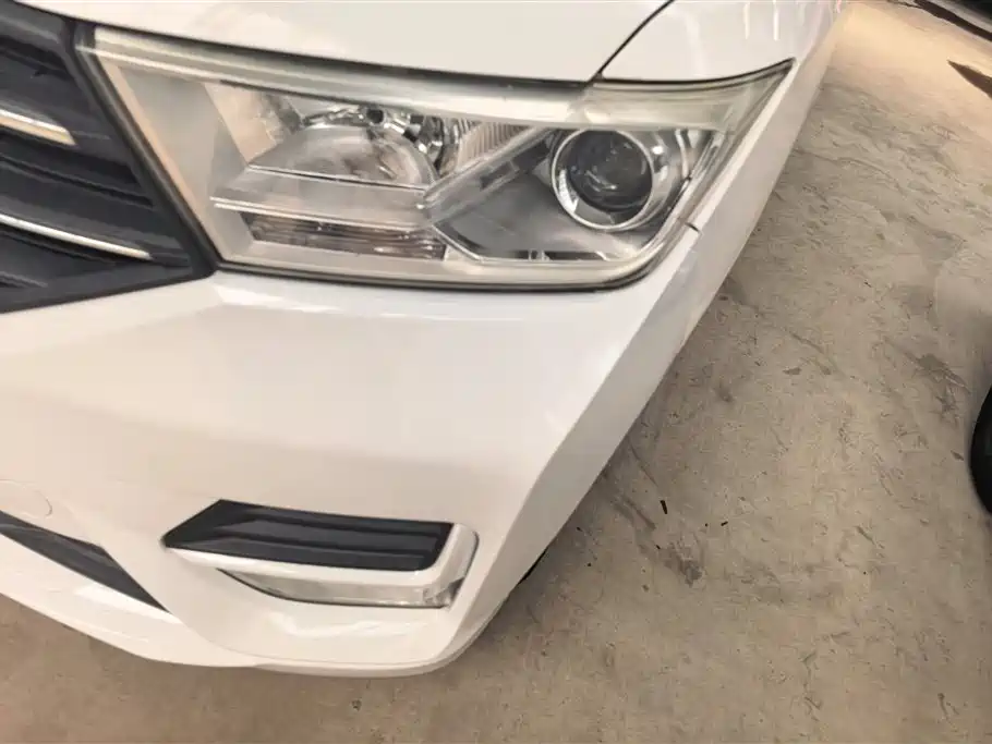 Wuling Hongguang S3 1.5 L Manual Comfort CN-V