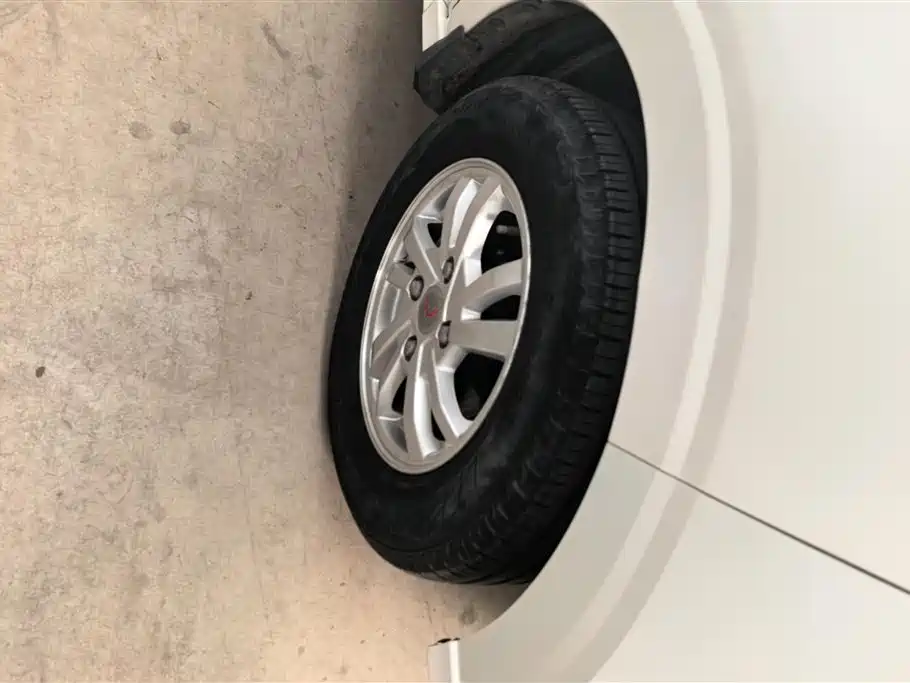 Wuling Hongguang S3 1.5 L Manual Comfort CN-V