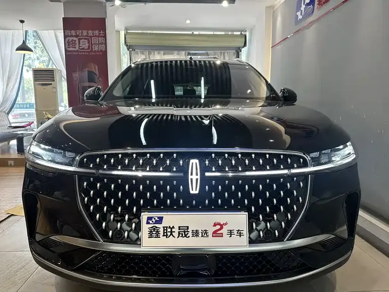 Lincoln Nautilus 2.0 T 4 WD Premium