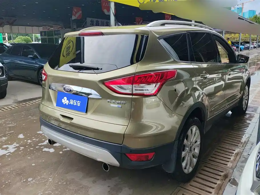 Kuga 1.6 L GTDi 4 WD Elite