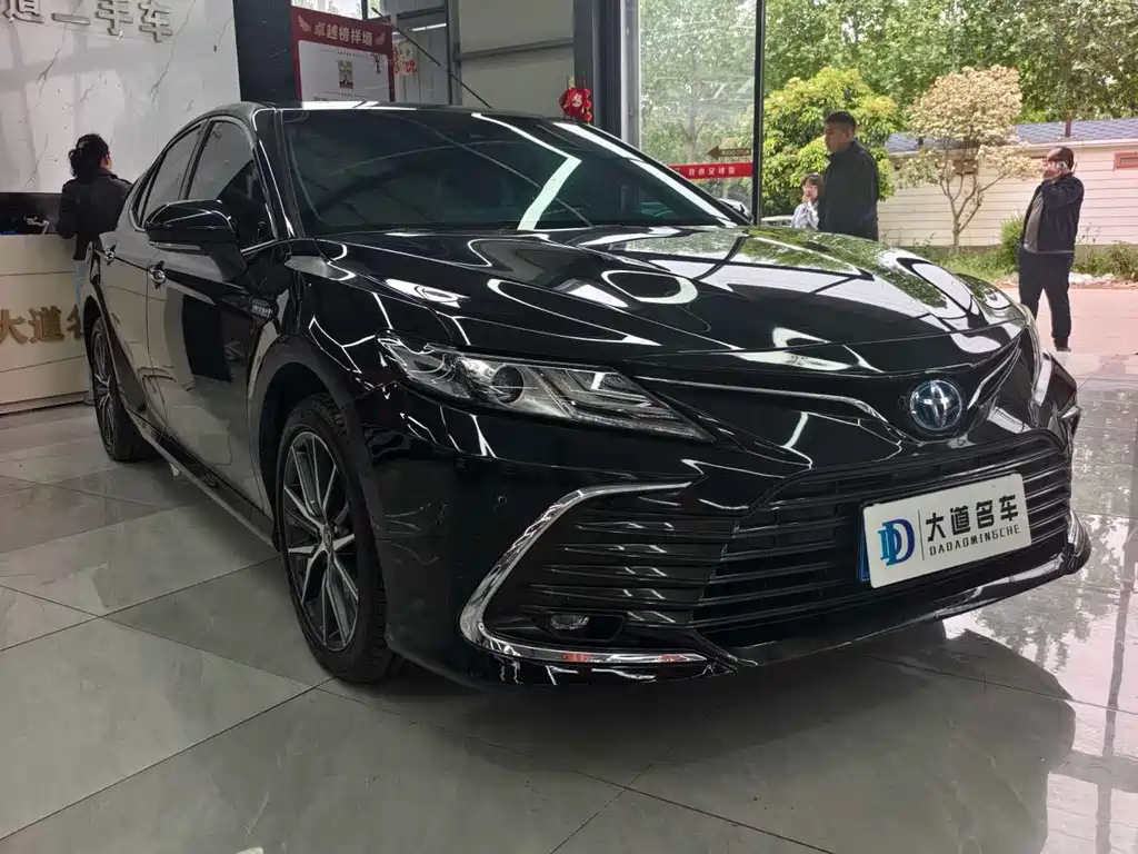 Camry Dual Engine 2.5 HG Luxury