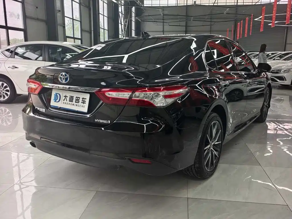Camry Dual Engine 2.5 HG Luxury