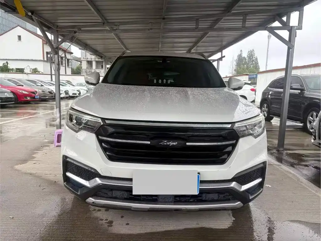 Zotye T500 1.5 T Auto Intelligent Connected Distinguished