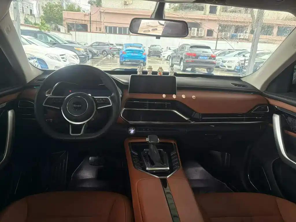 Zotye T500 1.5 T Auto Intelligent Connected Distinguished