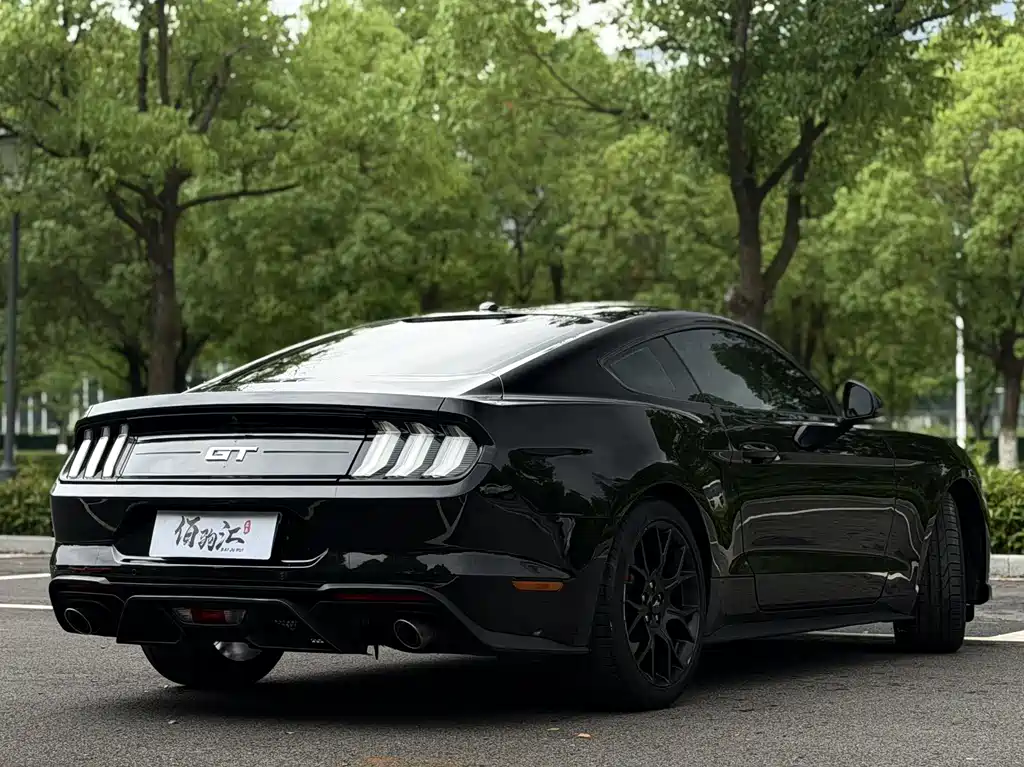 Mustang 2.3 L EcoBoost