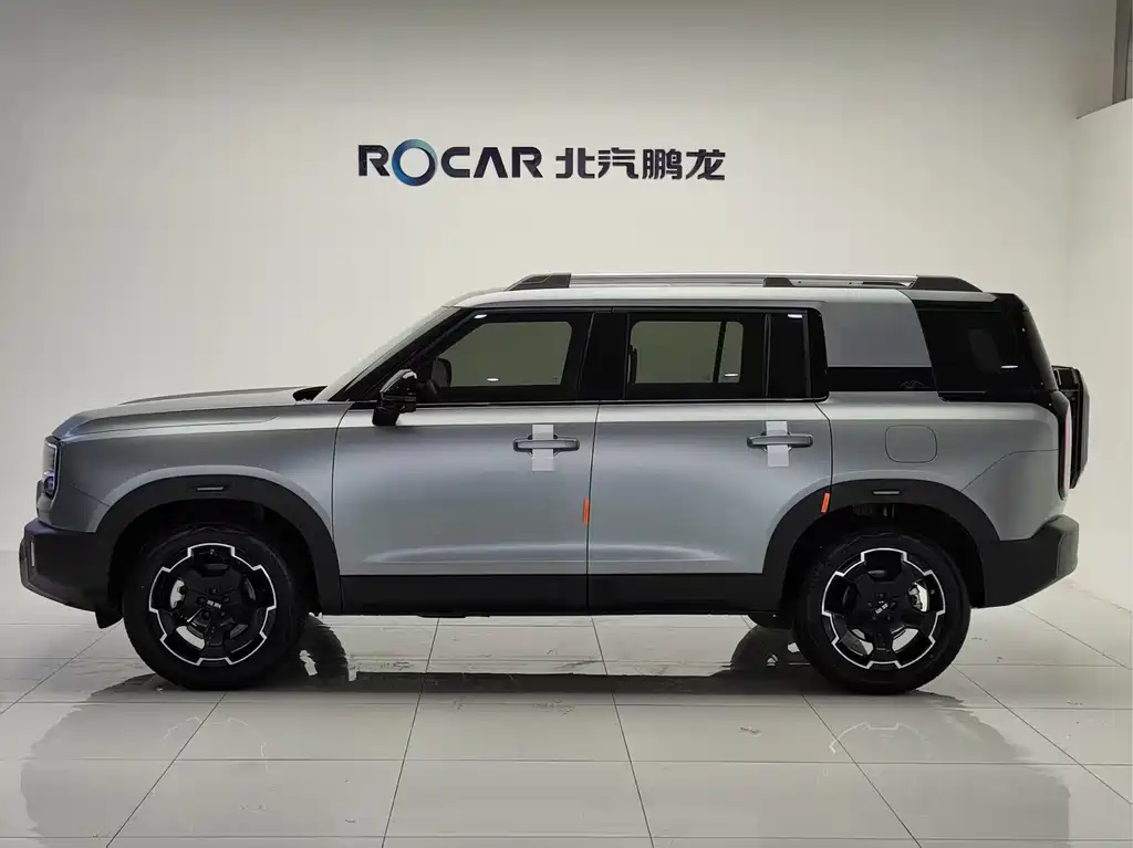 BAIC BJ30 1.5 T Magic Core Electric Drive Advanced