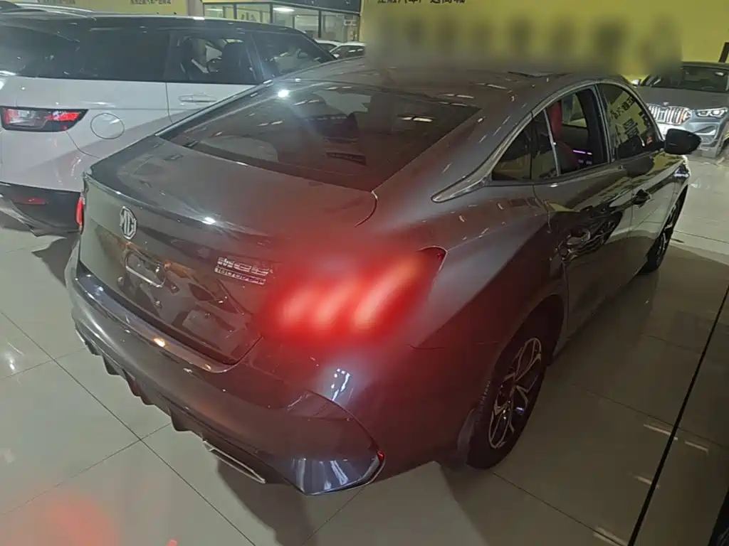 MG5 Facelift 180 DVVT CVT Youth Luxury