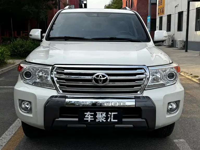 Toyota Land Cruiser (Import) Middle East
