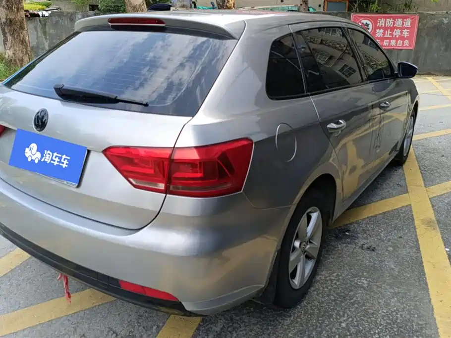 Gran Lavida 1.6 L Auto Style