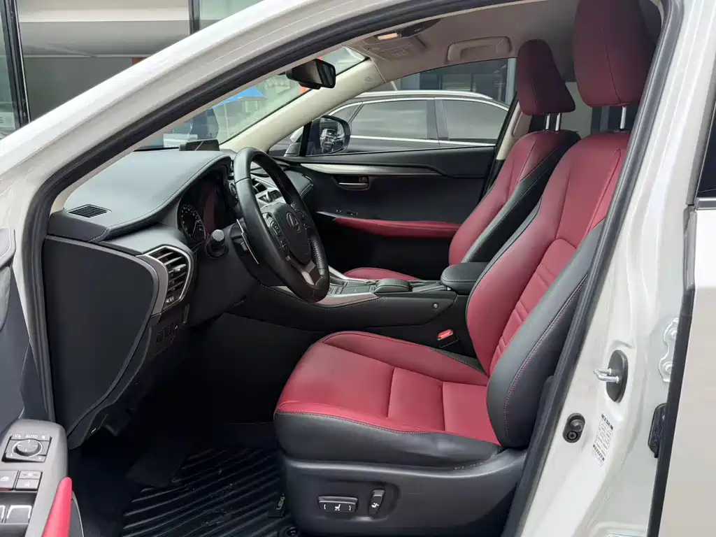 Lexus NX 200 FWD Comfort CN-VI